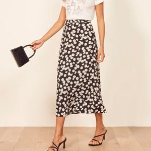 Reformation Bea Skirt Black Daisy